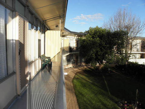 Capri Lodge Apartments - Accommodation Cooktown 4