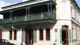 Adelaide's Shakespeare Backpackers International Hostel - Accommodation Cooktown 2