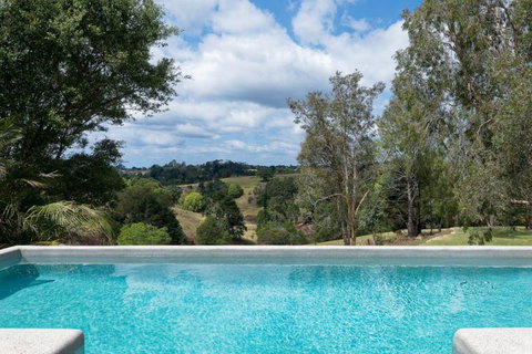 Jacaranda Cottages - Accommodation Cooktown 6