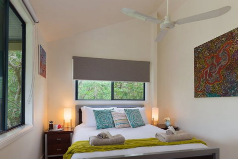 Jacaranda Cottages - Accommodation Cooktown 4