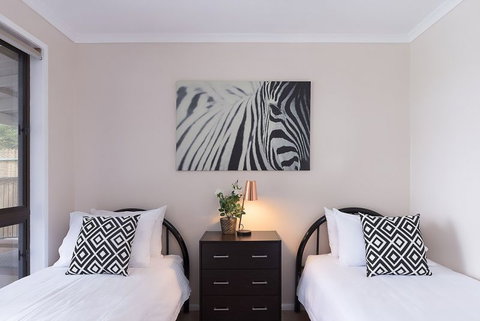 Jacaranda Cottages - Accommodation Cooktown 13