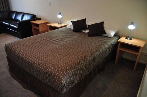 Emu Point Motel & Apartments - Accommodation Cooktown 2