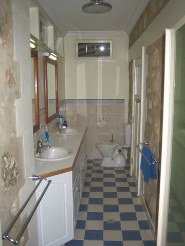 MacDonnell House (Naracoorte Cottages) - Accommodation Cooktown 1