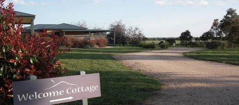 Welcome Cottage Executive Serviced Accommodation - Accommodation Cooktown 3