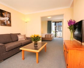 Assured Waterside Apartments - Accommodation Cooktown 3