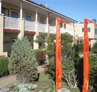 Baywatch Manor Augusta YHA - Accommodation Cooktown