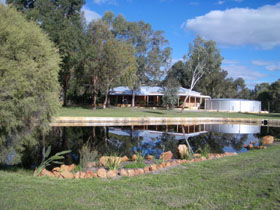 Grandis Cottages - Accommodation Cooktown 1