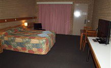Holbrook Town Centre Motor Inn - Holbrook - Accommodation Cooktown 0