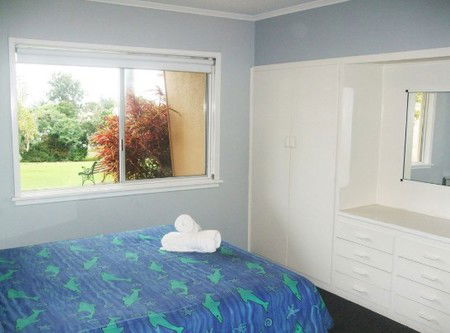 Leisure-lee Holiday Apartments - Accommodation Cooktown 3
