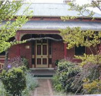 FINCHES OF BEECHWORTH - Accommodation Cooktown