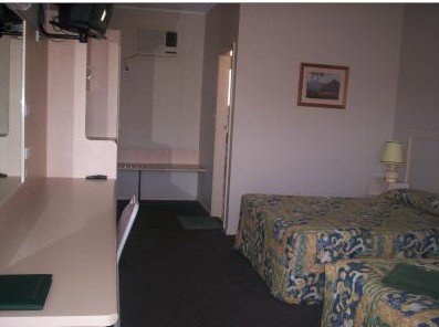 Gilgandra Motel - Accommodation Cooktown 2