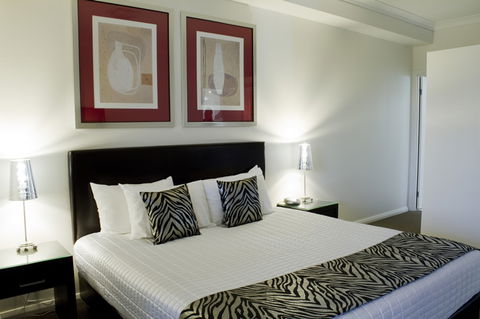 The Bay Apartments - Accommodation Cooktown 4