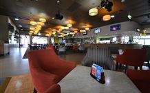 The Oaks Hotel Motel - Albion Park Rail - Accommodation Cooktown 0