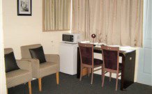 Warren Motor Inn - Warren - Accommodation Cooktown 1