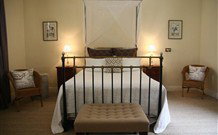 The Globe Inn - Accommodation Cooktown 2
