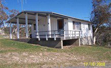 Burrill's Cedar Cottage - Accommodation Cooktown 2