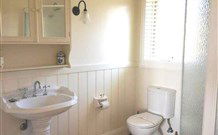 Yahgunyah Cottage - Accommodation Cooktown 3