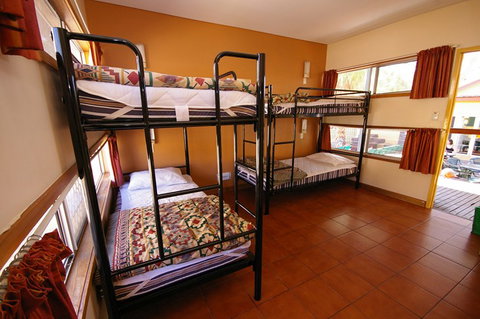 Alice Springs YHA - Accommodation Cooktown 8