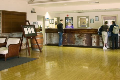 Ayers Rock - Outback Pioneer Lodge - Accommodation Cooktown 3