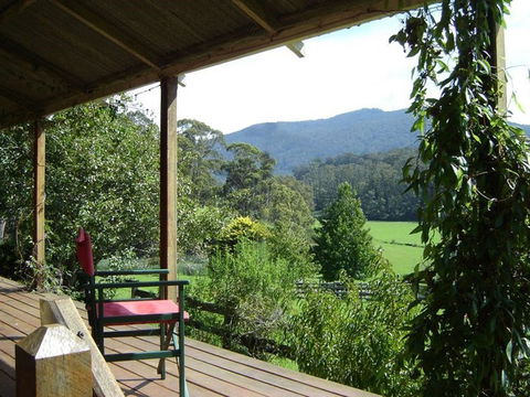 Fairview Farm Cottages - Accommodation Cooktown 3