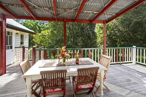 Noosa Avalon Farm Cottages - Accommodation Cooktown 4