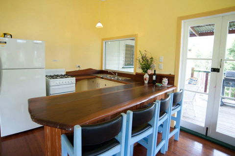 Noosa Avalon Farm Cottages - Accommodation Cooktown 6