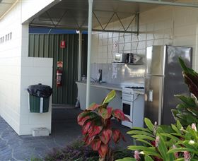 Palm Tree Caravan Park - Accommodation Cooktown 3