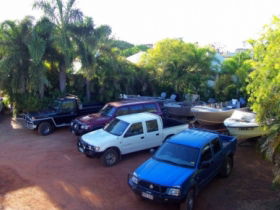 Gee-Dees Family Cabins - Accommodation Cooktown 0