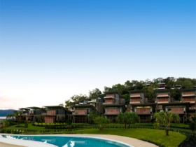Yacht Club Villas - Accommodation Cooktown 1