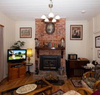 Tenterfield Historic Luxury Cottage - Accommodation Cooktown