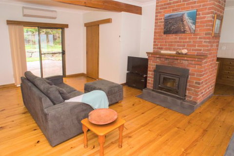 Norfolks - Accommodation Cooktown 2