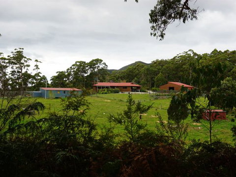 Eagle's Roost Farmstay B&B - Accommodation Cooktown 5