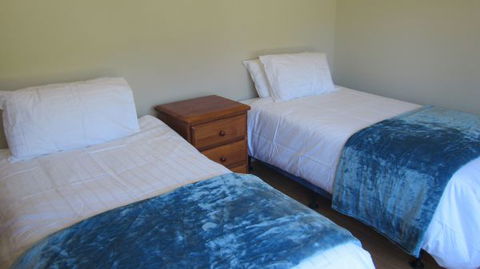 KVH Panorama - Accommodation Cooktown 3
