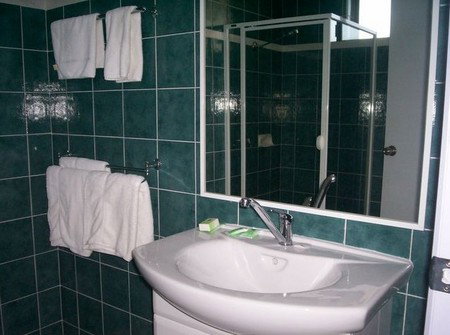 Bakery Park Motor Inn - Accommodation Cooktown 2