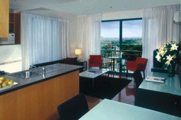 Adina Apartment Hotel St Kilda - Accommodation Cooktown 2