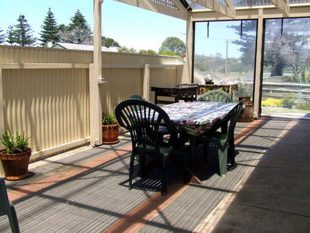 Beachport Motor Inn - Accommodation Cooktown 3