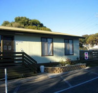 Lake Albert Caravan Park - Accommodation Cooktown