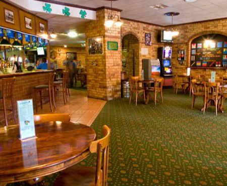 Albion Hotel - Accommodation Cooktown 4