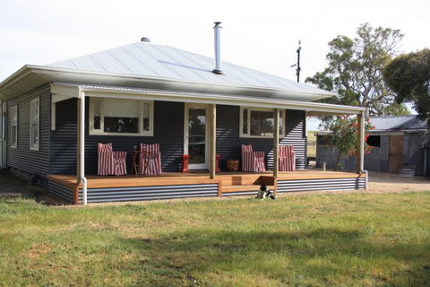 Rabbiter's Hut - Accommodation Cooktown 1