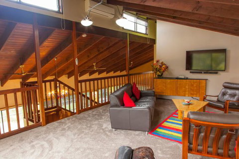 Otway Escapes Luxury Spa Accommodation - Accommodation Cooktown 6