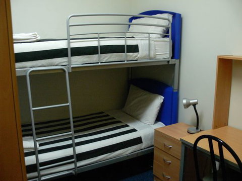 109 Flashpackers - Accommodation Cooktown 5