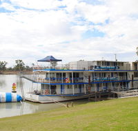 Murray River Queen Backpackers - Accommodation Cooktown