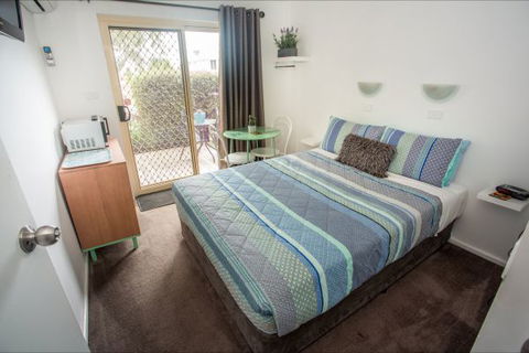 Arlingtons Accommodation - Accommodation Cooktown 6