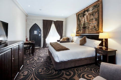 Castle Suites - Kryal Castle - Accommodation Cooktown 0