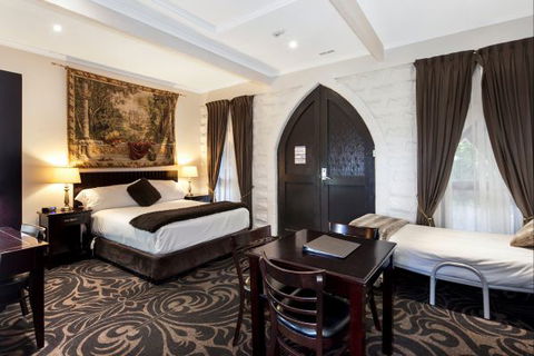 Castle Suites - Kryal Castle - Accommodation Cooktown 9