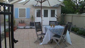 The Studio- 82 Victoria Parade - Accommodation Cooktown 0