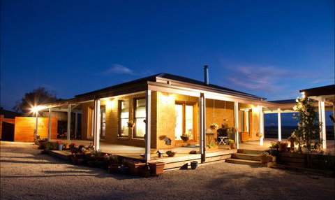 Sanctuary@Waratah - Accommodation Cooktown 0