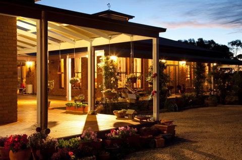 Sanctuary@Waratah - Accommodation Cooktown 1