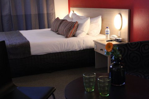 The Oriana, Orange - Accommodation Cooktown 4