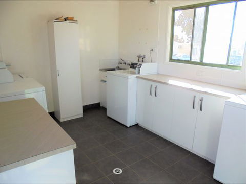 Wagga Wagga Tourist Park - Accommodation Cooktown 5